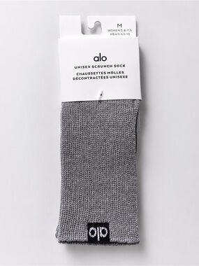 Alo Yoga Unisex Scrunch Socks Athletic Heather Grey Size Medium NWT Cozy Lounge